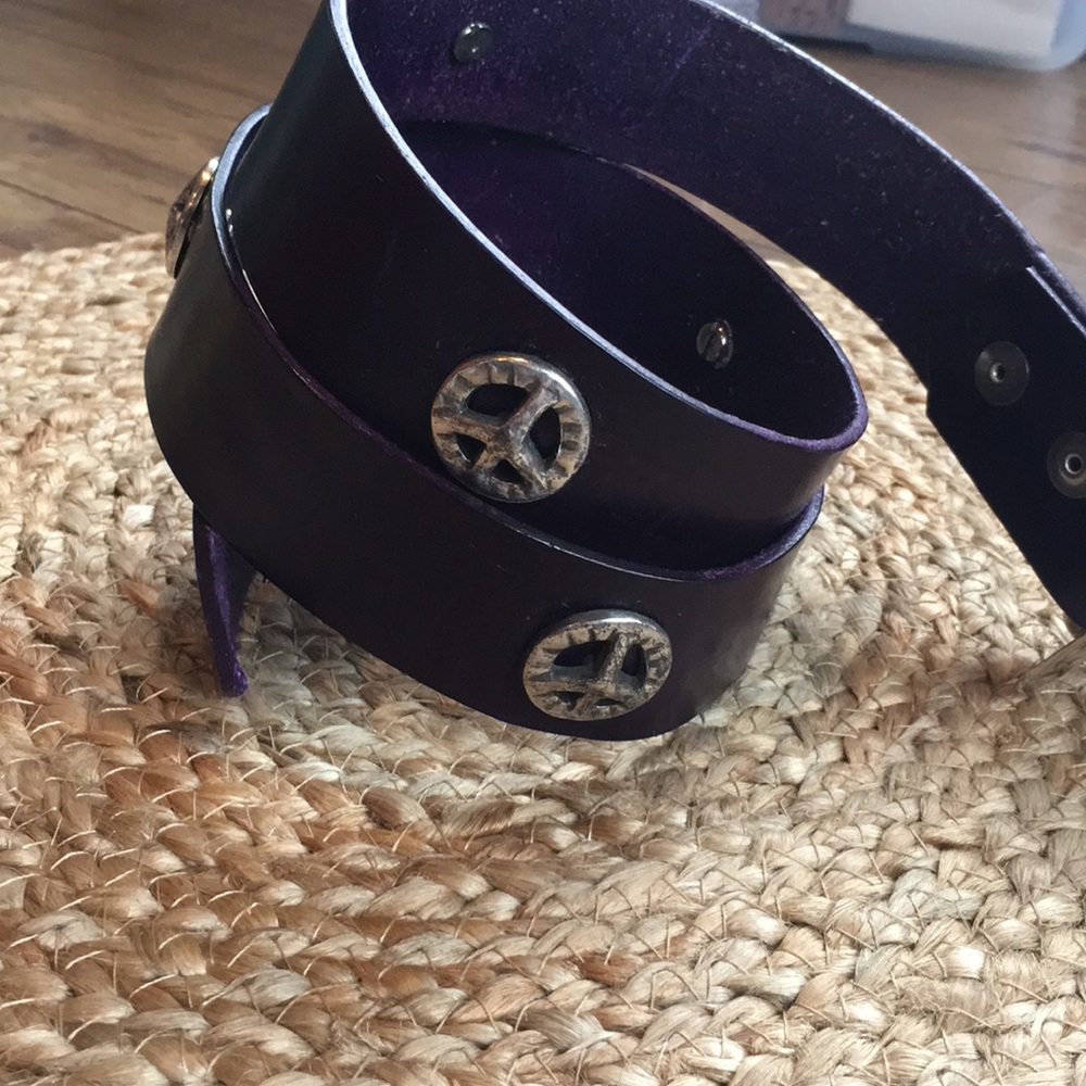 PEACE BELT • HANDMADE • PURPLE - Picture 2 of 8